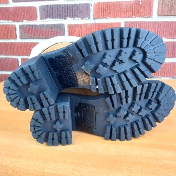 NWT Marc Fisher Ltd. 'Willoe' Shearling Lined Cuffed Ankle Boot in Tan Suede - Picture 7 of 8